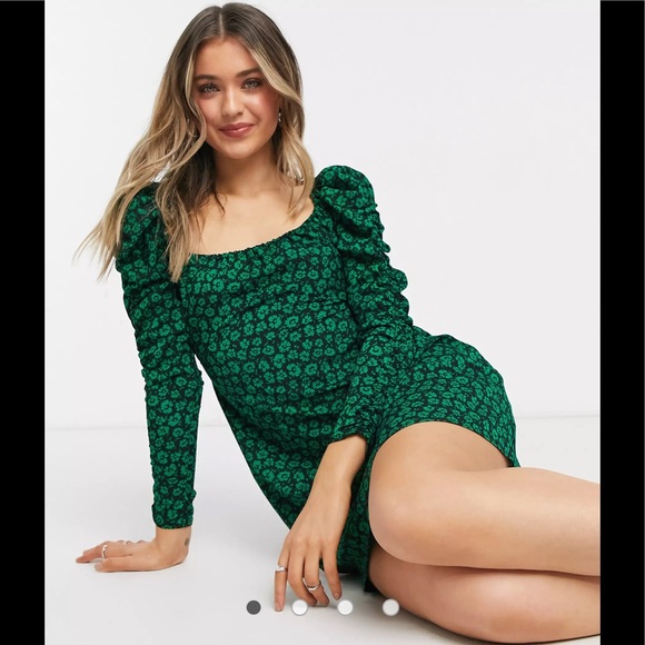 Puff sleeve dress - Picture 3 of 5